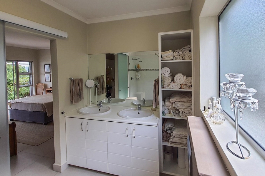 To Let 3 Bedroom Property for Rent in Heuwelkruin Western Cape